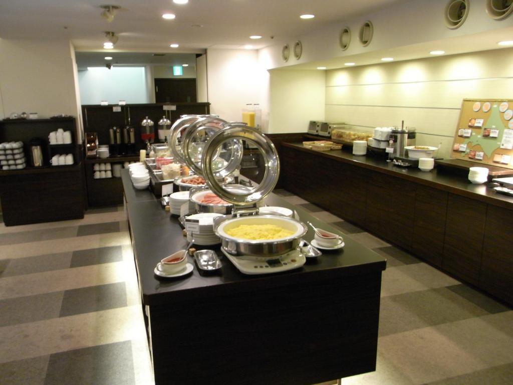 Hotel Sunroute New Sapporo Bagian luar foto