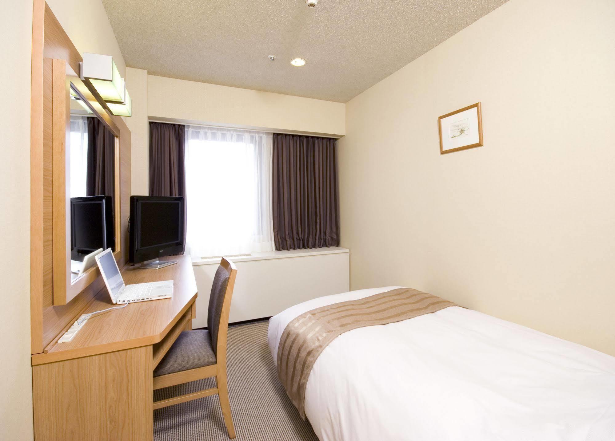 Hotel Sunroute New Sapporo Bagian luar foto