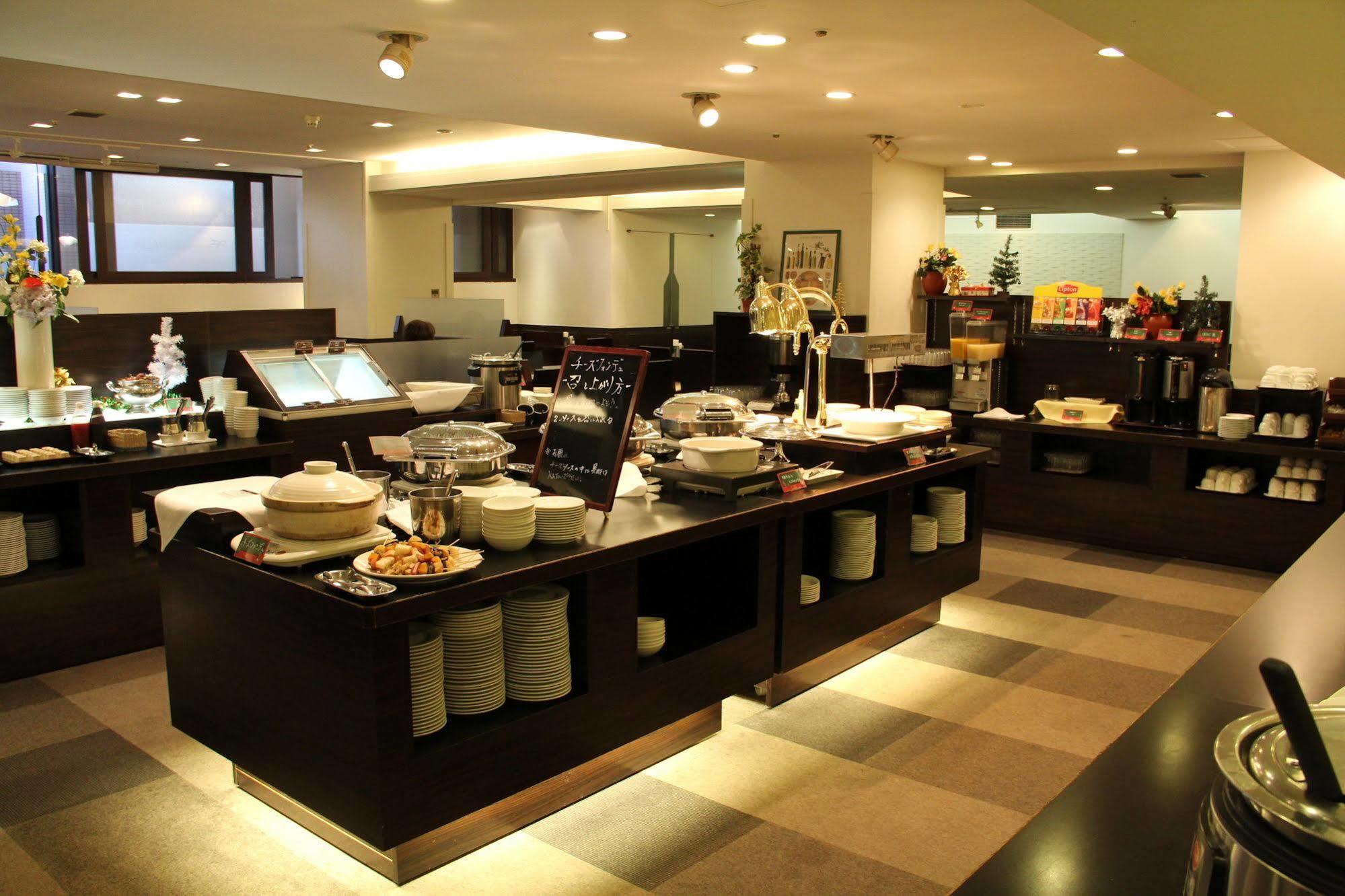 Hotel Sunroute New Sapporo Bagian luar foto